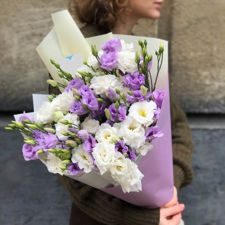 15 Белых и Фиолетовых Эустом Благородных
